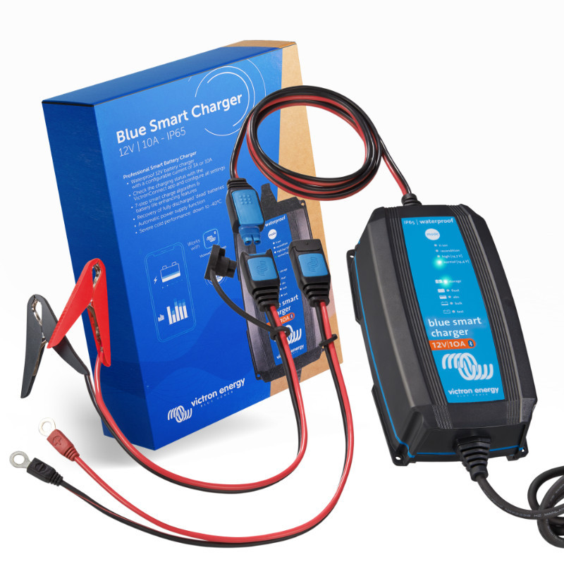 Obrazek produktu Blue Smart IP65 Charger 12/10 + DC connector (SKU: 10540) importowany z CSV (SunTrack)