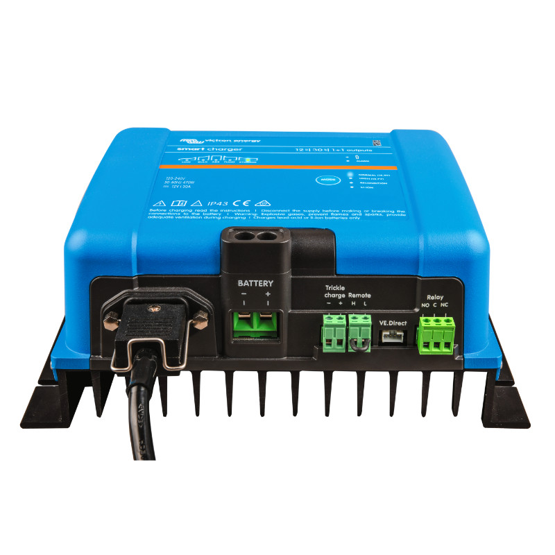 Obrazek produktu Phoenix Smart IP43 Charger 12/30 (1+1) 120/240V (SKU: 3903) importowany z CSV (SunTrack)